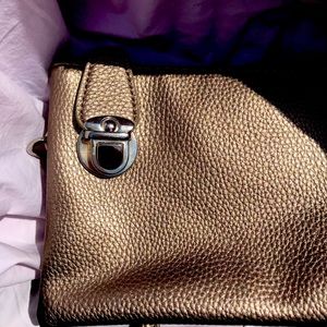 Crossbody, Multi-pocket, Champagne colored small size purse!